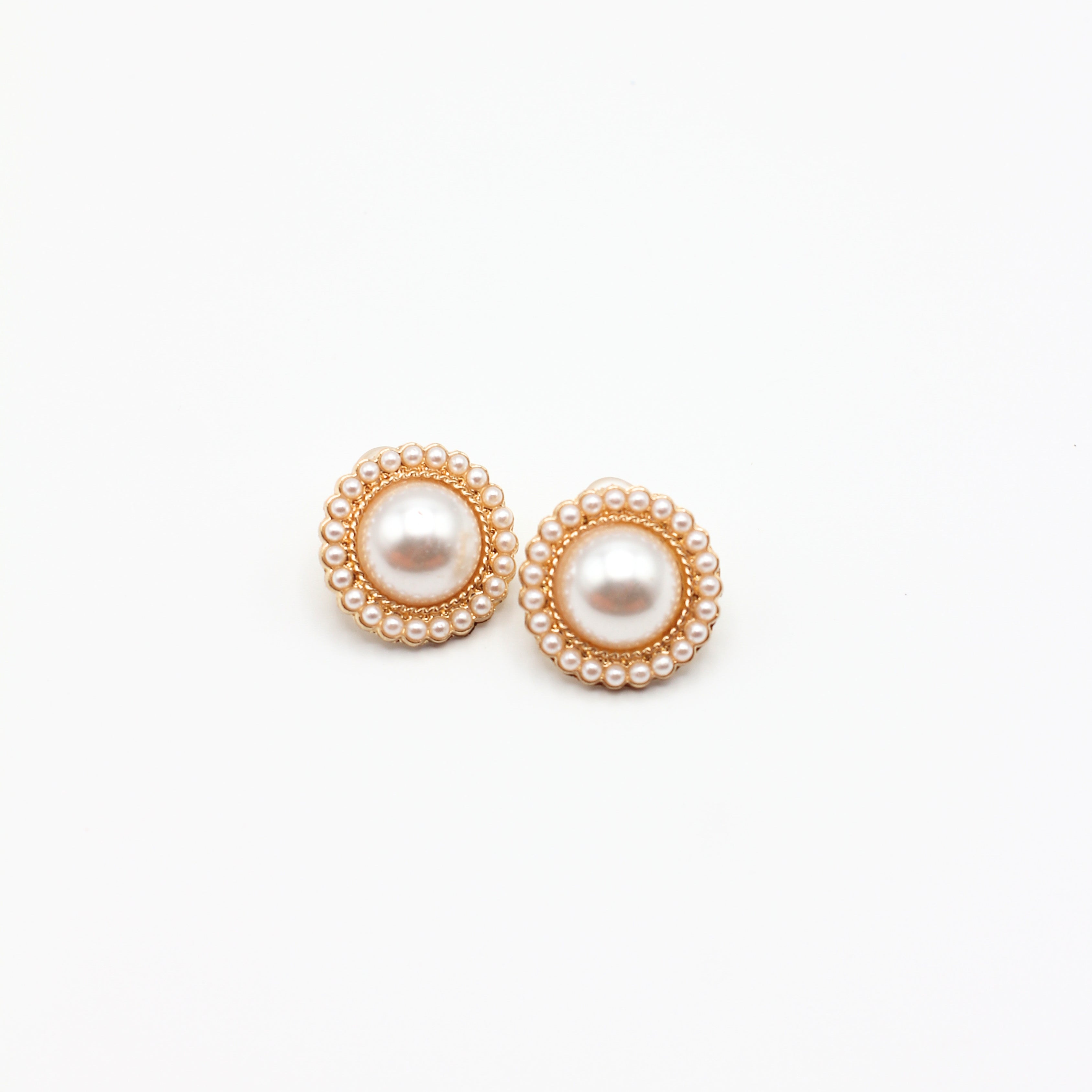 Pearl Studs DANAID WORLD pearl-studs-danaid-world