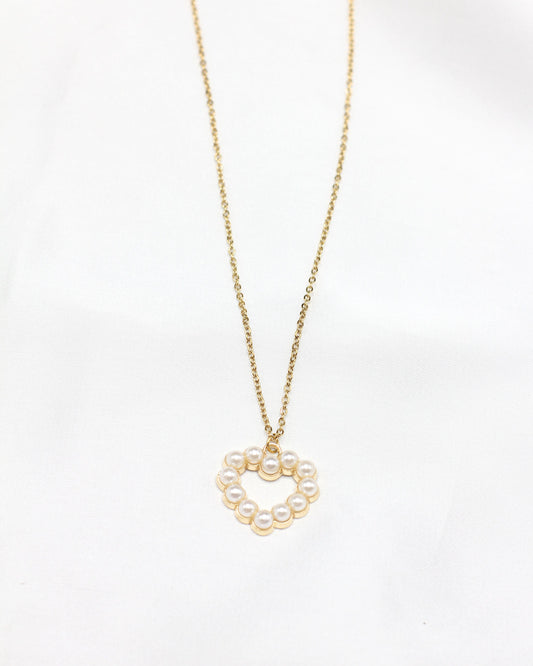 Elegant Pearl Heart Necklace
