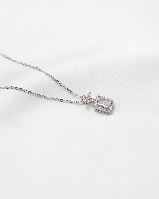Silver Zircon Aura Necklace