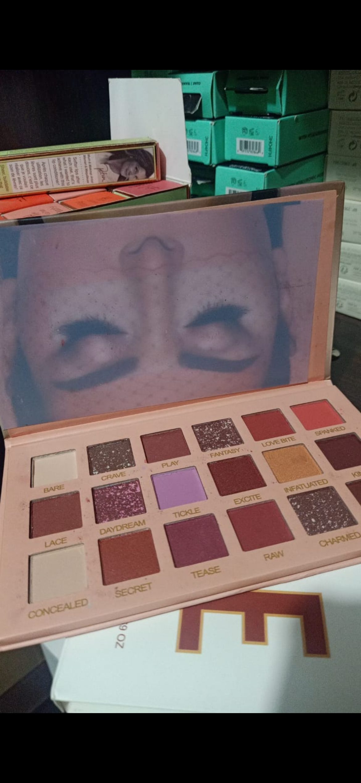 HUDA BEAUTY | Nude Eye Shadow Palette