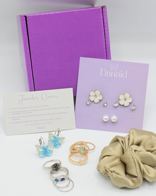 Mini Gift Box (1 Scrunchie Free)