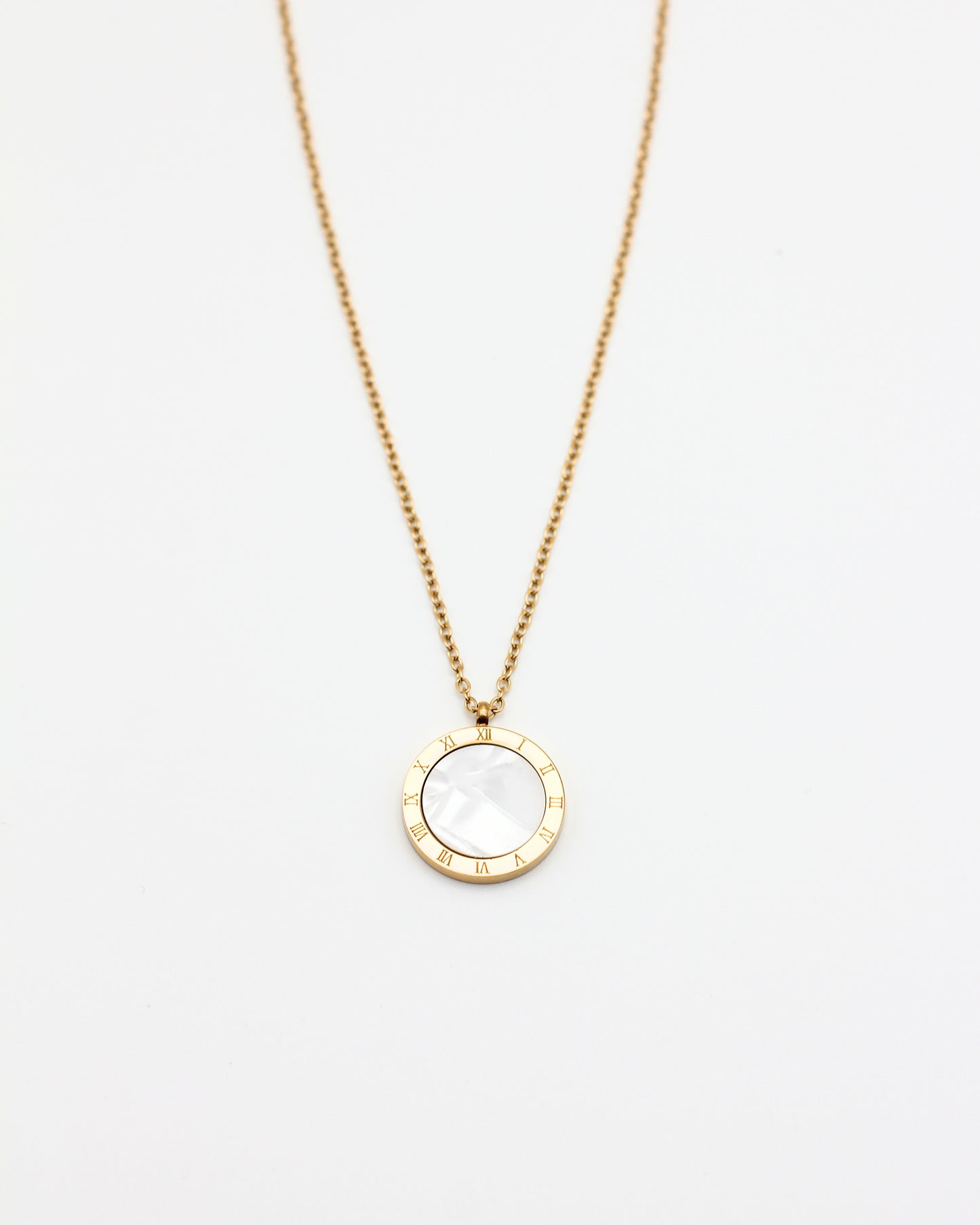 Round White Necklace