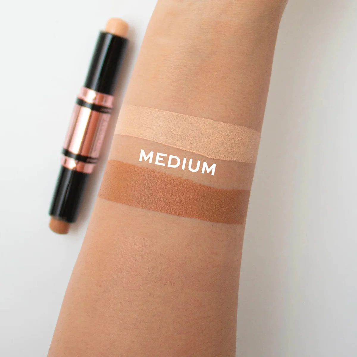 REVOLUTION | Makeup Revolution Fast Base Contour Stick-Medium